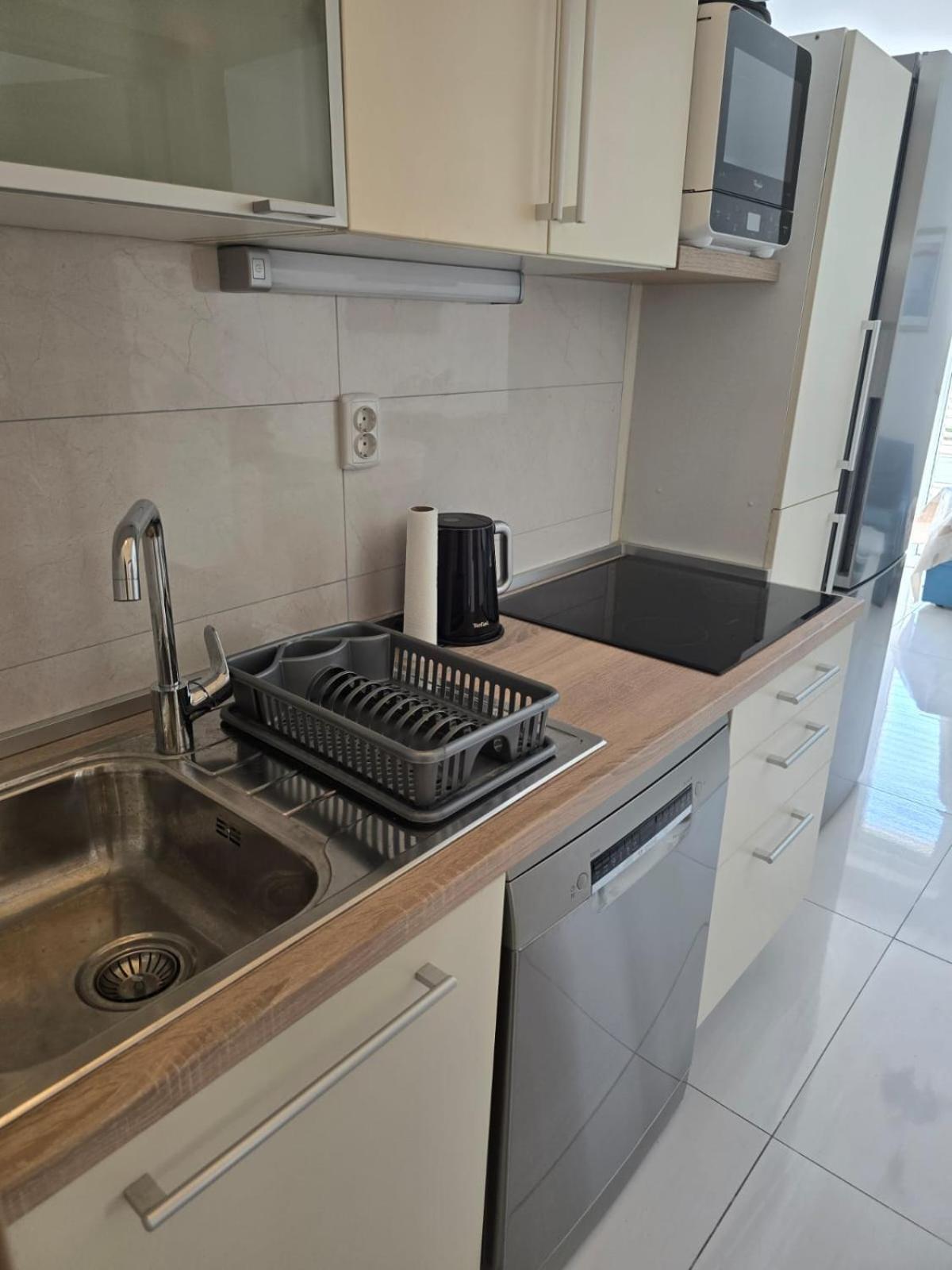 Apartments Sokolovic Krk Town Exterior foto
